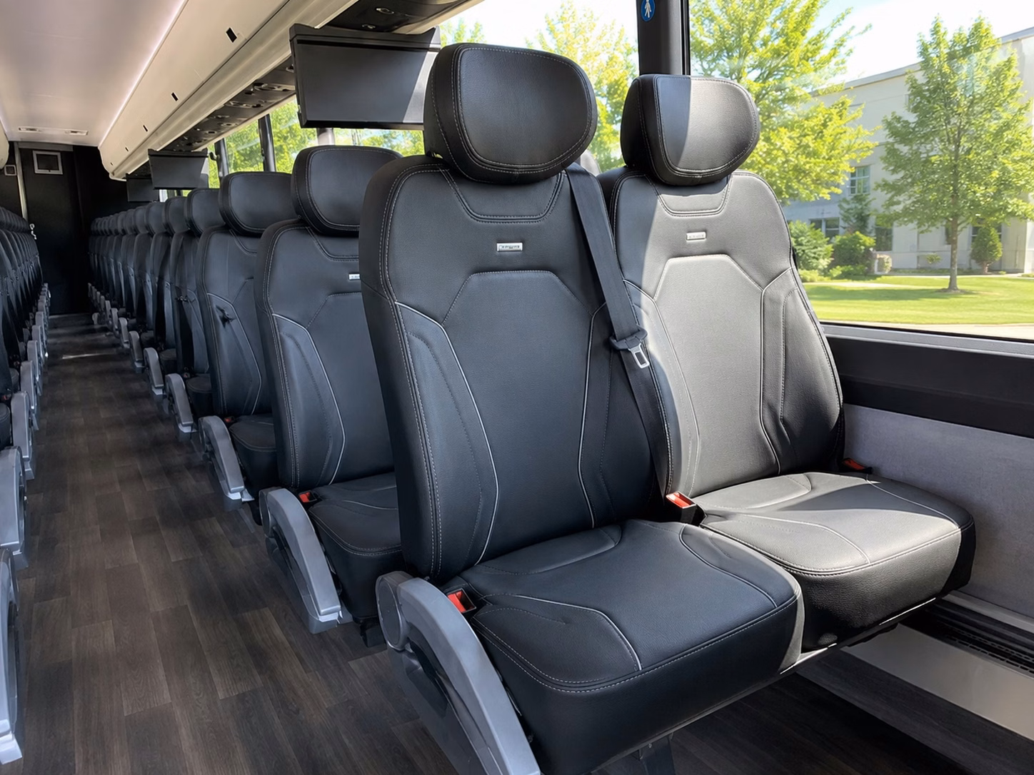 book a charter bus to angel stadium or dodger stadium from long beach