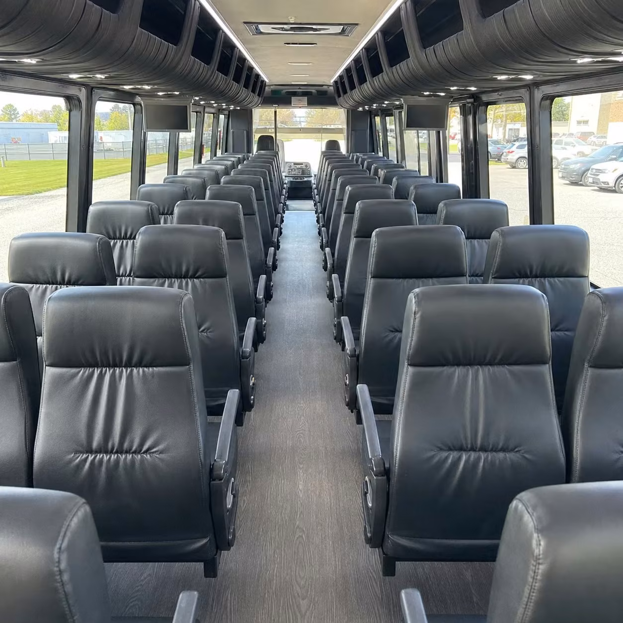 long beach prom minibus rentals for smaller groups who still want a premium ride