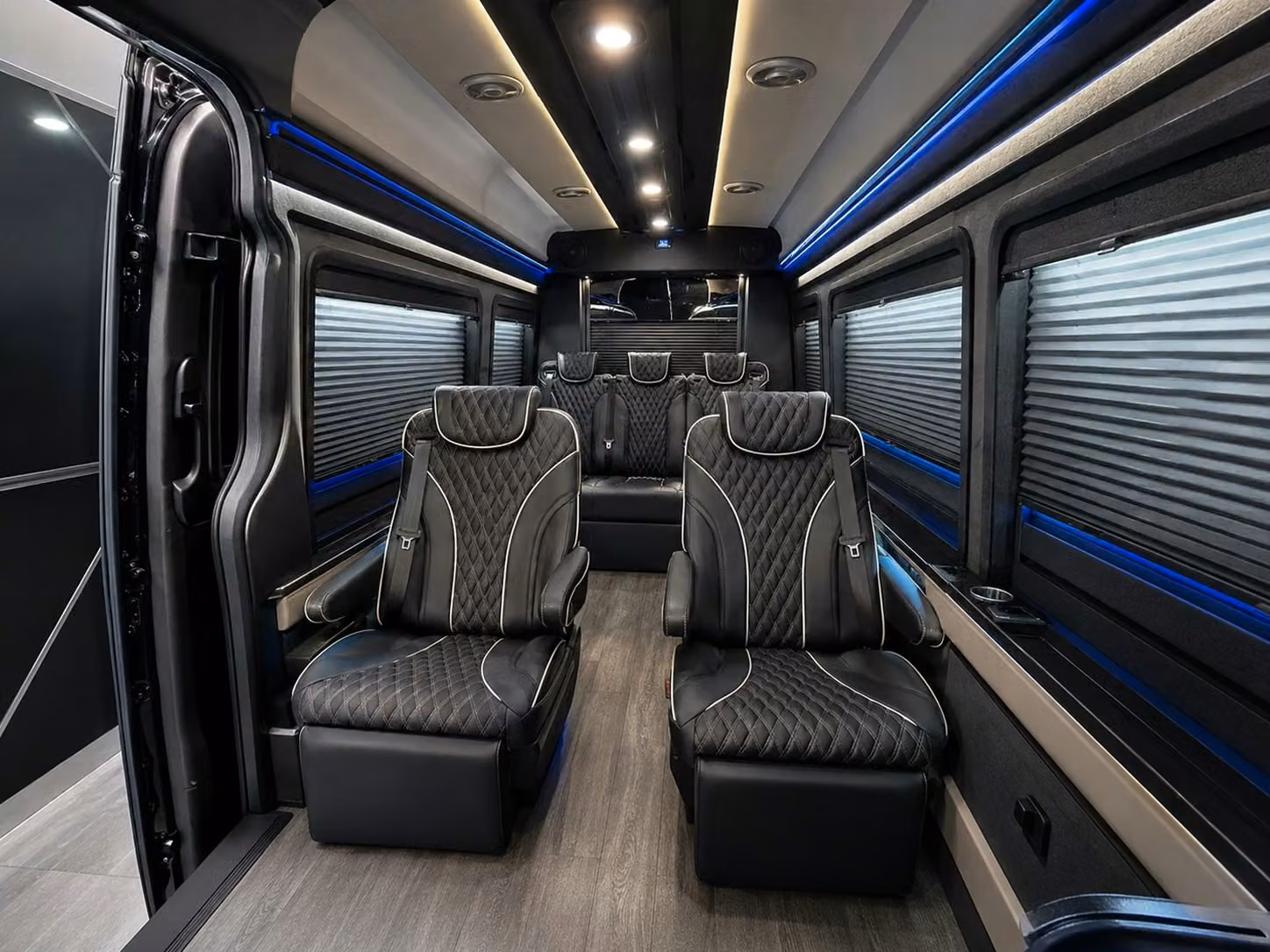 make your long beach convention and event airport transfers seamless