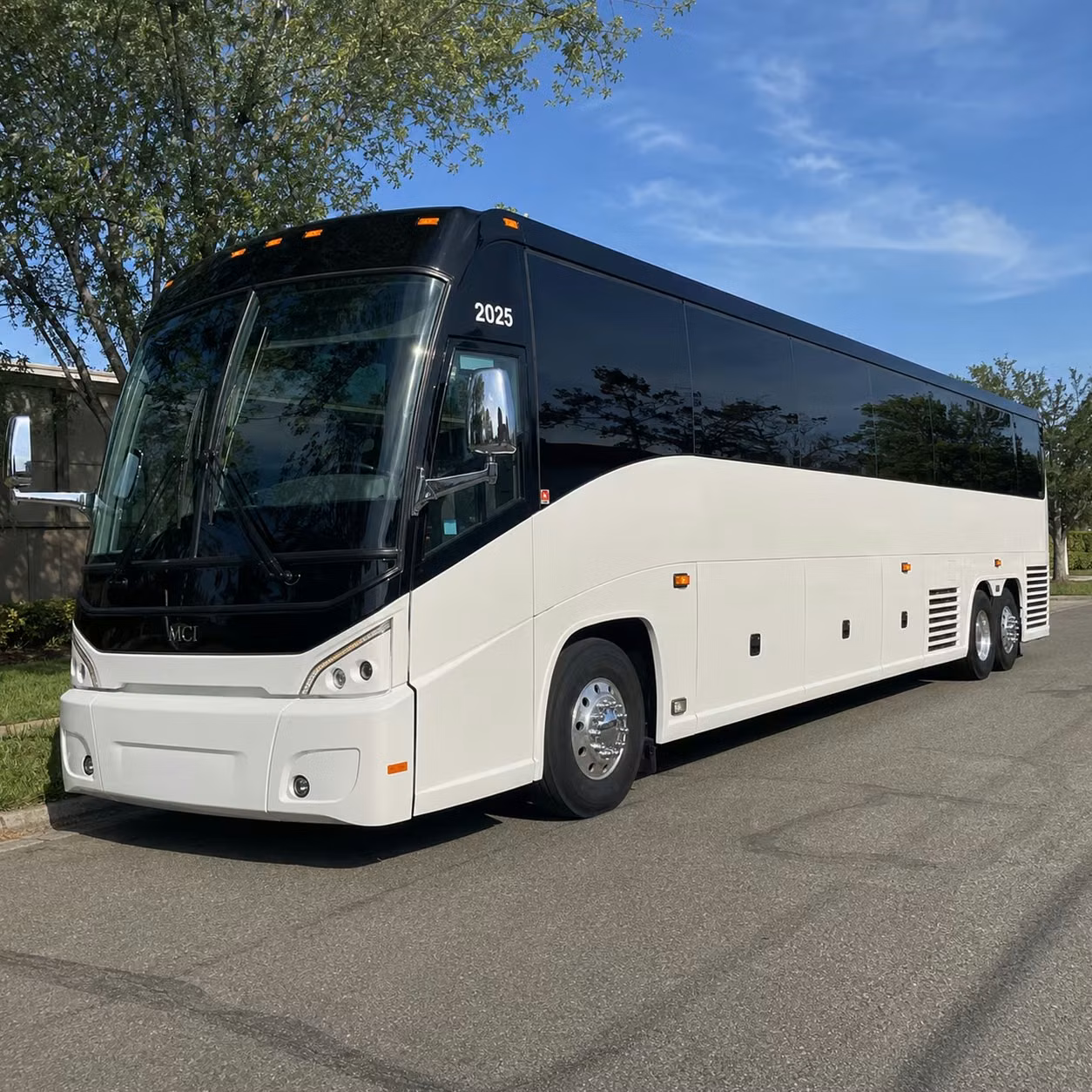 need military personnel transportation near naval weapons station seal beach and jftb los alamitos