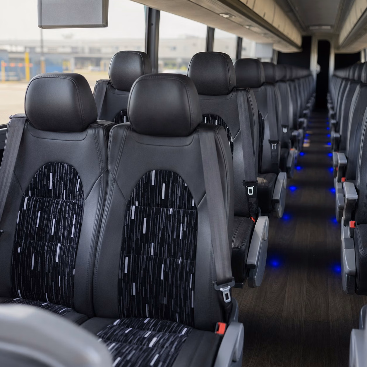 sports team fan charter bus rentals in long beach