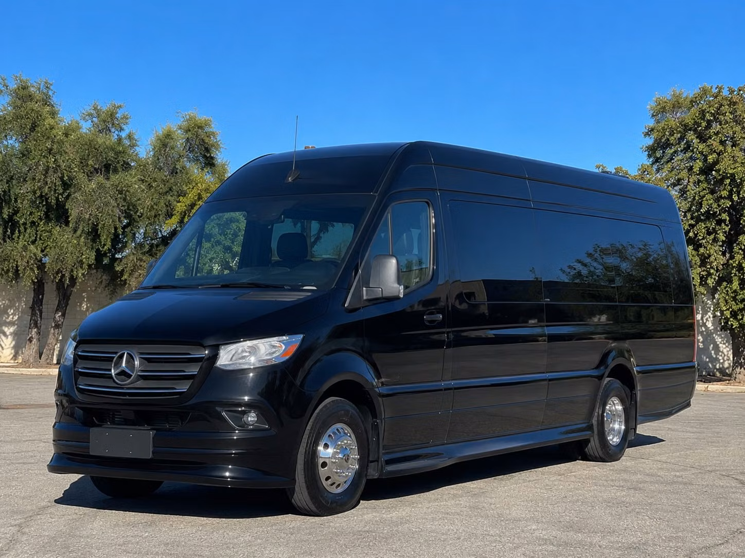 transportation serving long beach and nearby cities