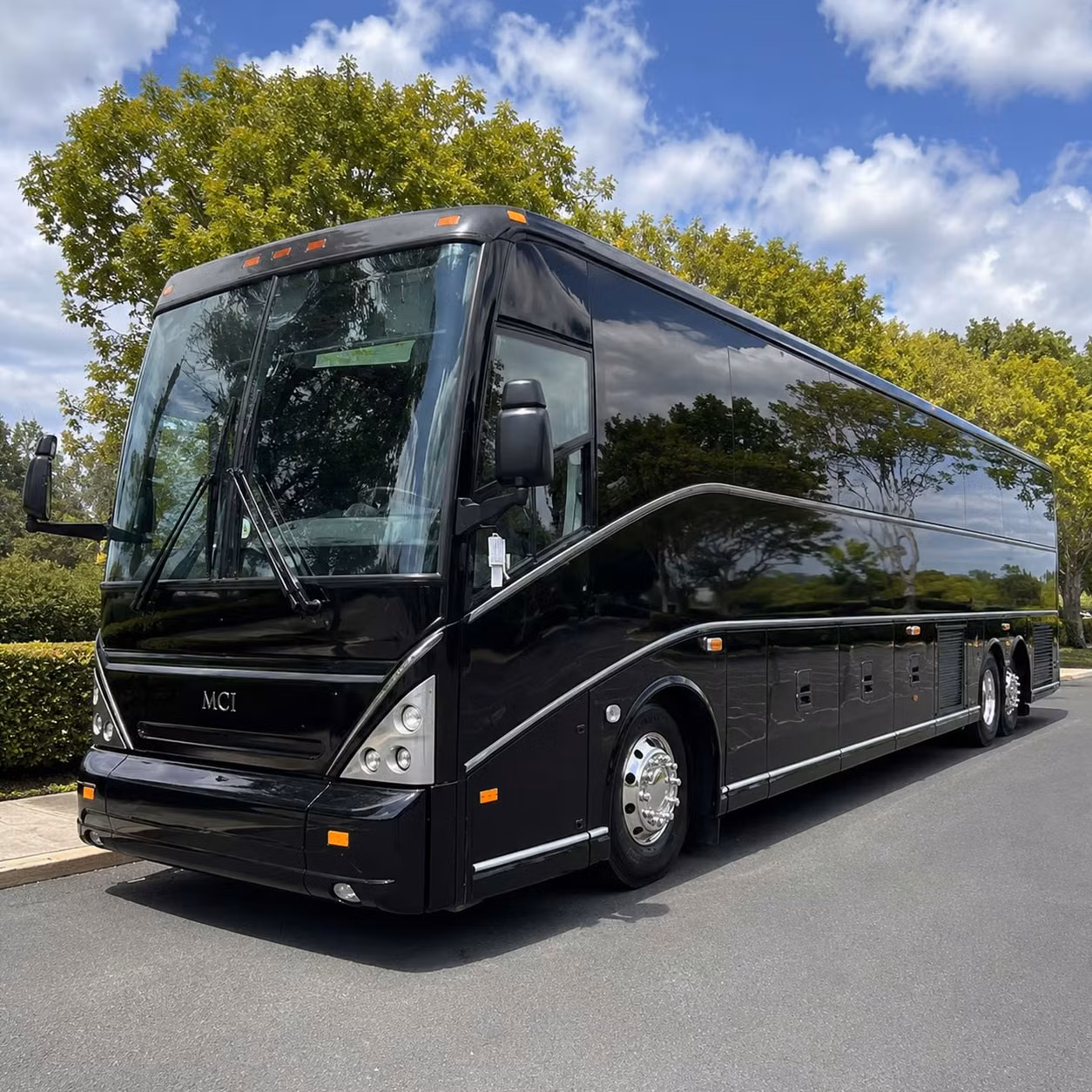 youth group and retreat transportation out of long beach